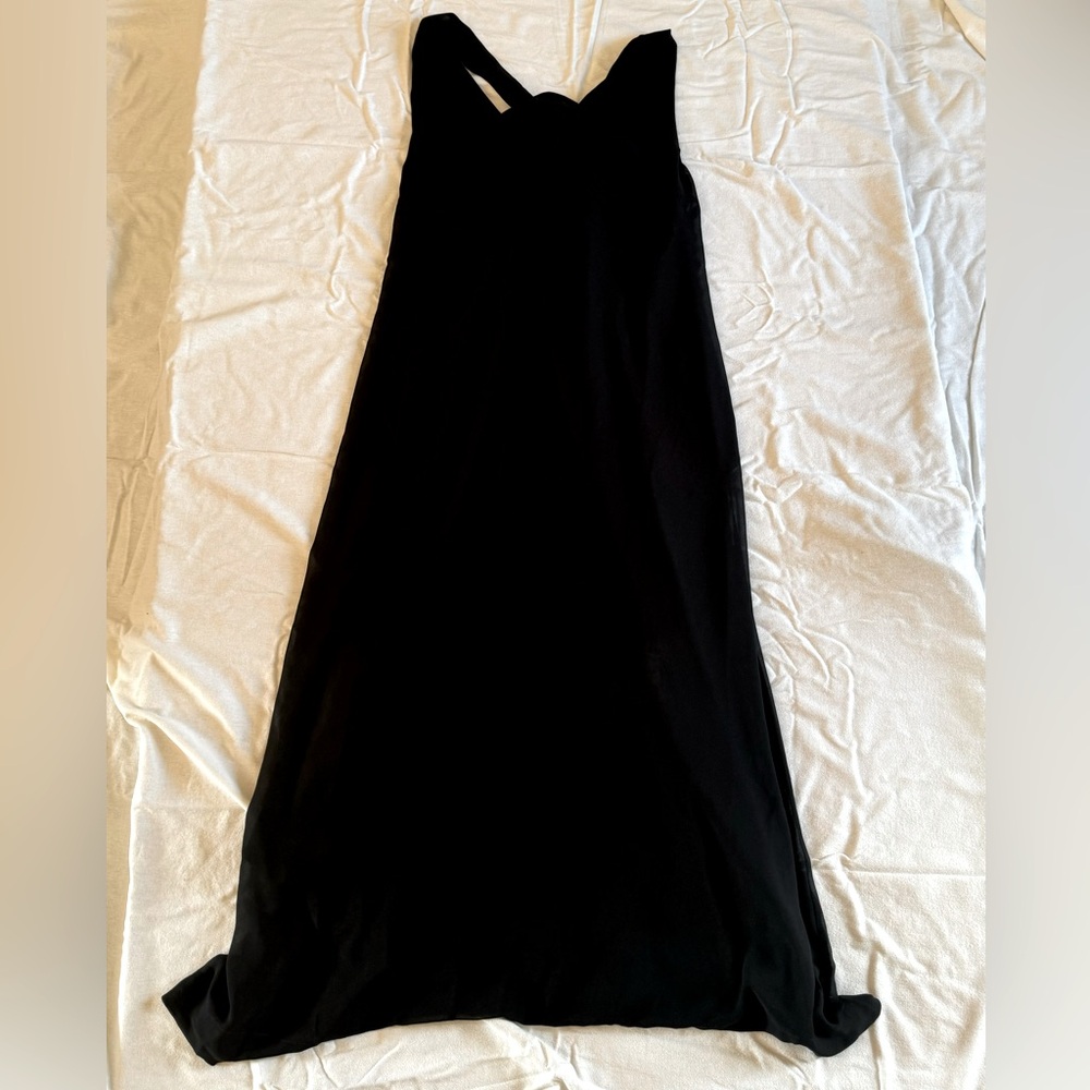Women’s black dress - (Brand New)